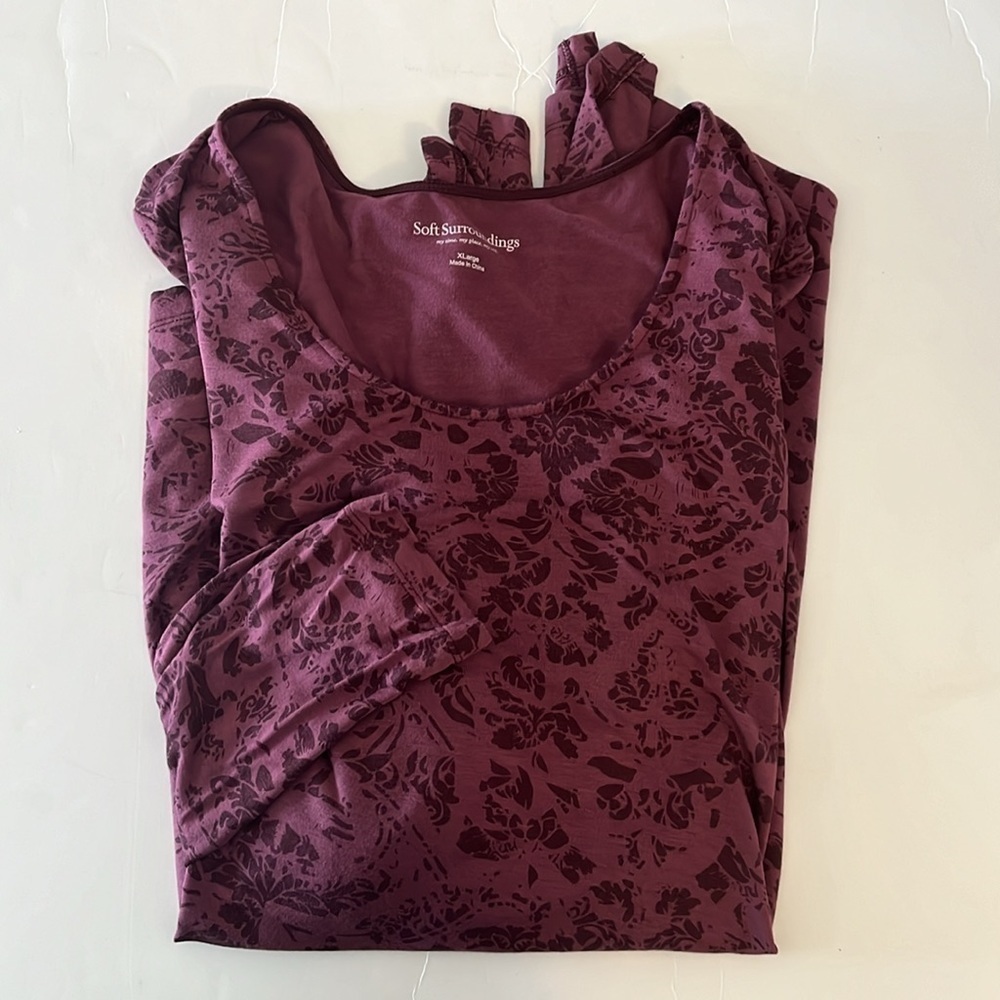 Soft Surroundings Tunic Pullover Top Floral Eggplant purple 6” Side Vs sz XL - Picture 10 of 11